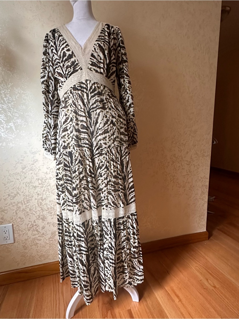 V-Neck Long Sleeve Zebra Print Maxi Dress in Cream and Black